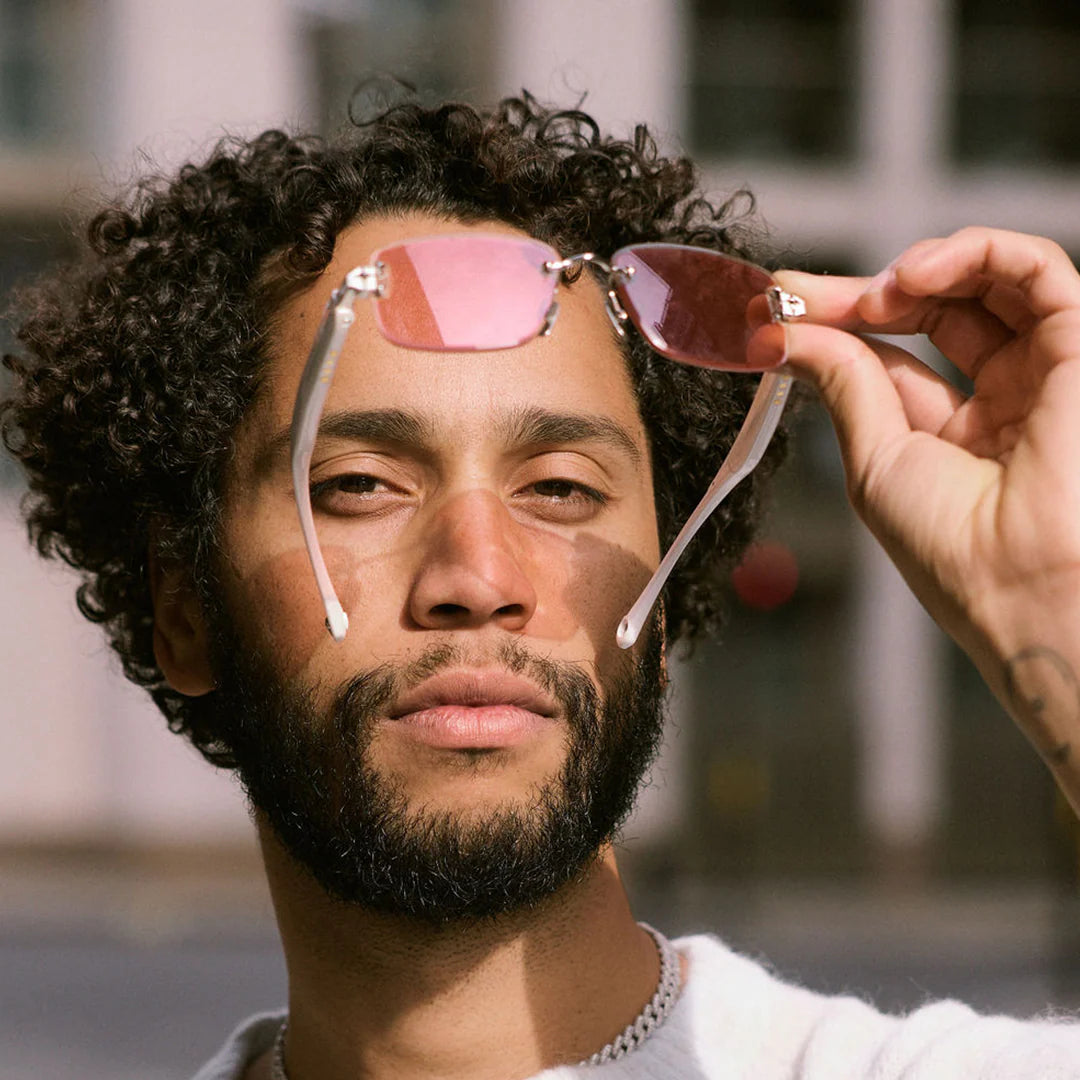 One pair, endless looks